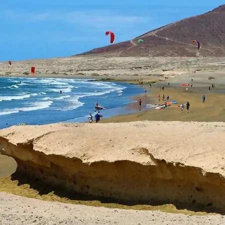 Rentenerife Kitesurf & Chill -