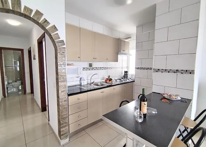 Rentenerife Kitesurf & Chill - *